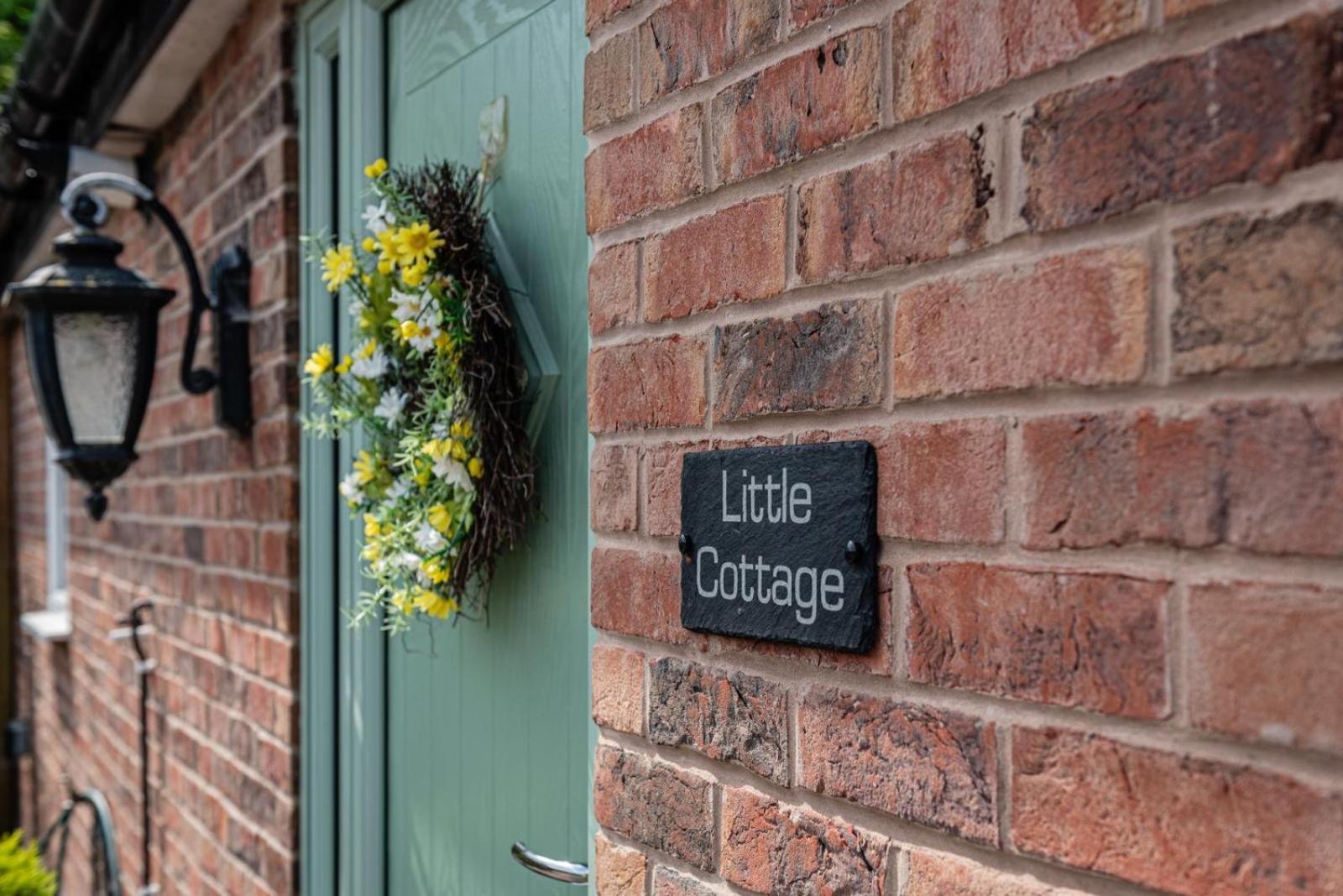 Quiet Self Contained Cottage Near Delamere Forest Cuddington  Exterior photo
