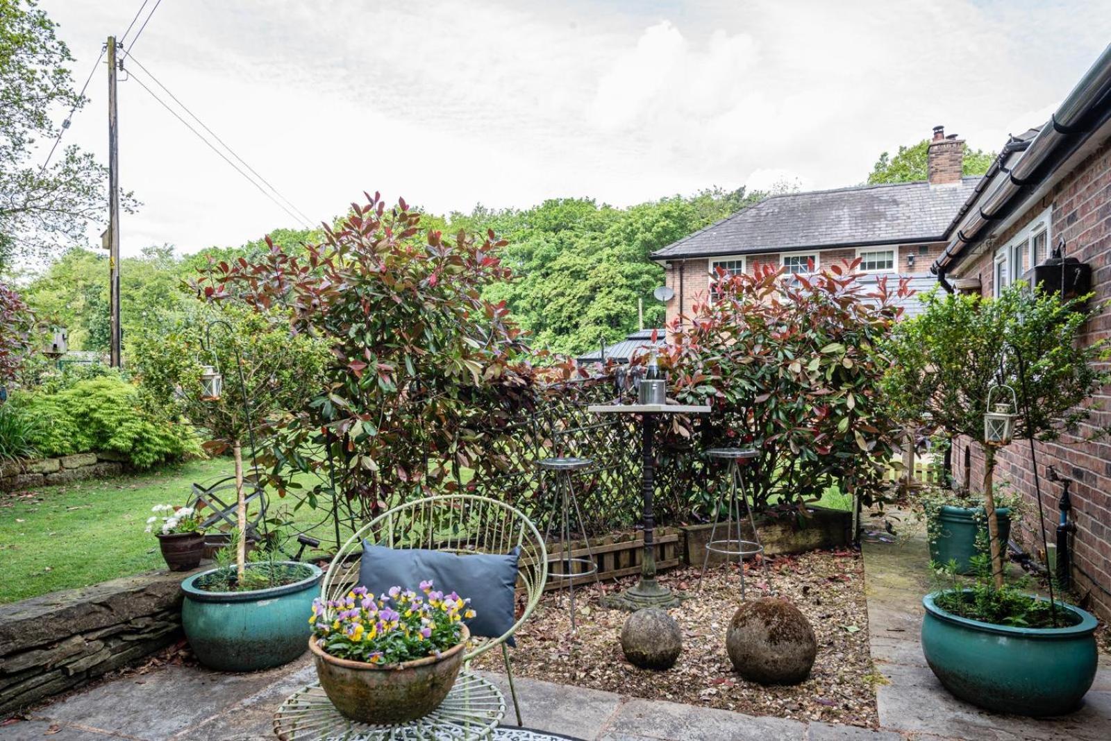 Quiet Self Contained Cottage Near Delamere Forest Cuddington  Exterior photo